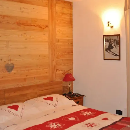 Chalet Aux Pieds Du Mont-blanc Apartment *