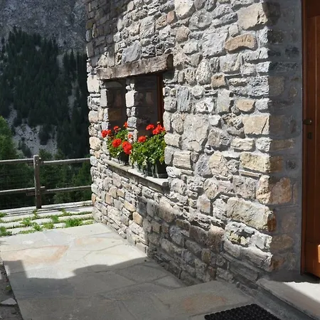 Apartment Chalet Aux Pieds Du Mont-blanc *