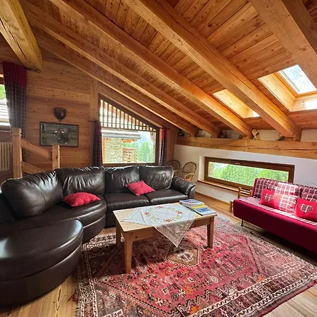 Chalet Aux Pieds Du Mont-blanc Courmayeur