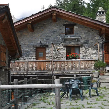 Apartment Chalet Aux Pieds Du Mont-blanc