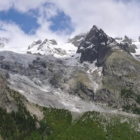 Apartmán Aux Pieds Du Mont-blanc Mansarda