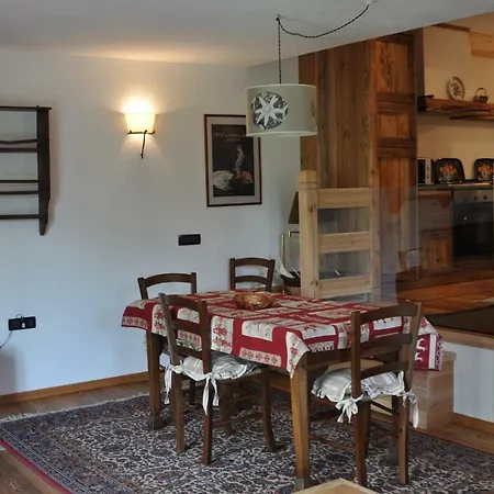 Chalet Aux Pieds Du Mont-blanc *
