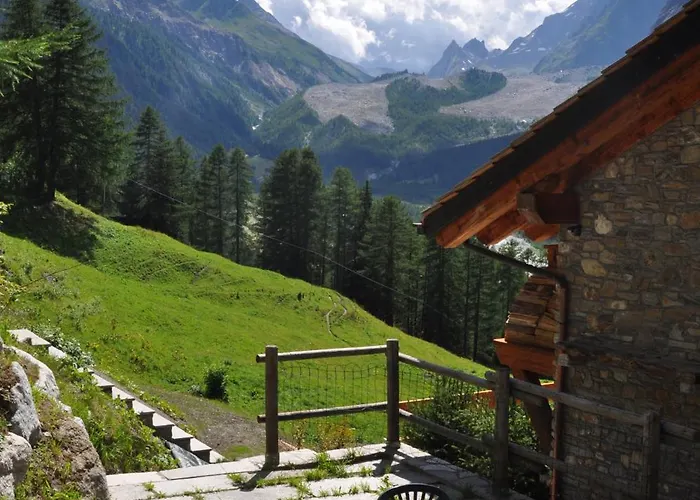 Aux Pieds Du Mont-blanc Mansarda Appartamento